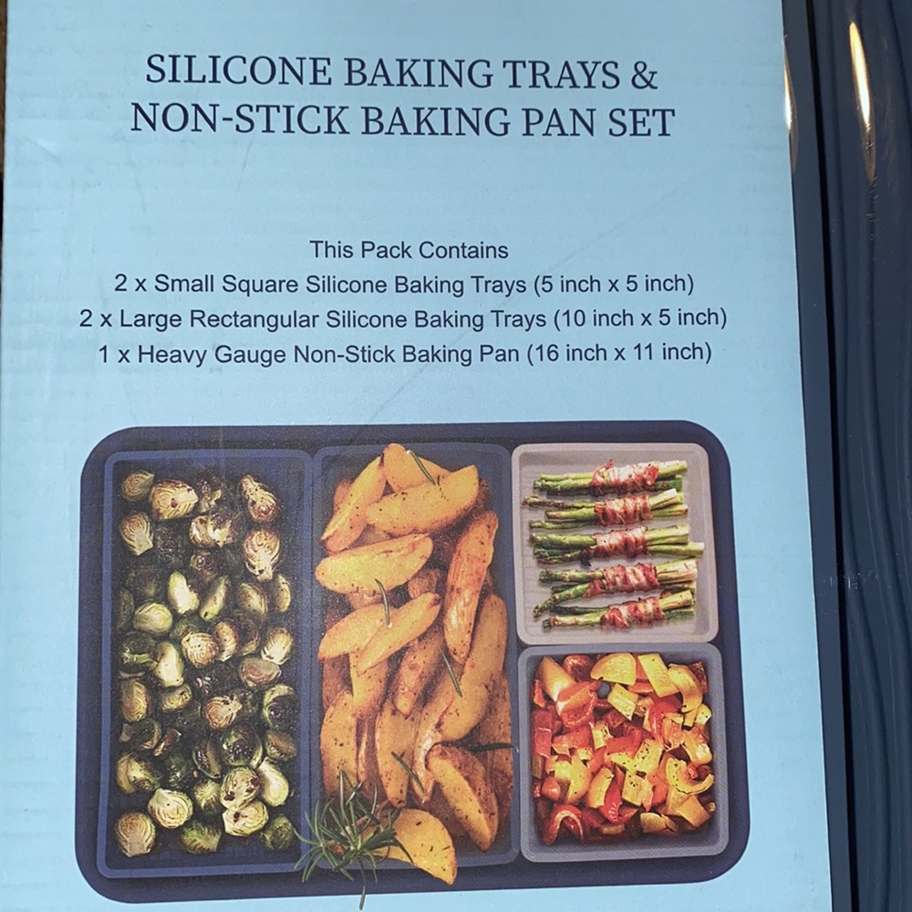 💙NWT CWC Silicone Baking Trays & Non-Stick Baking Pan Set - Picture 5 of 7